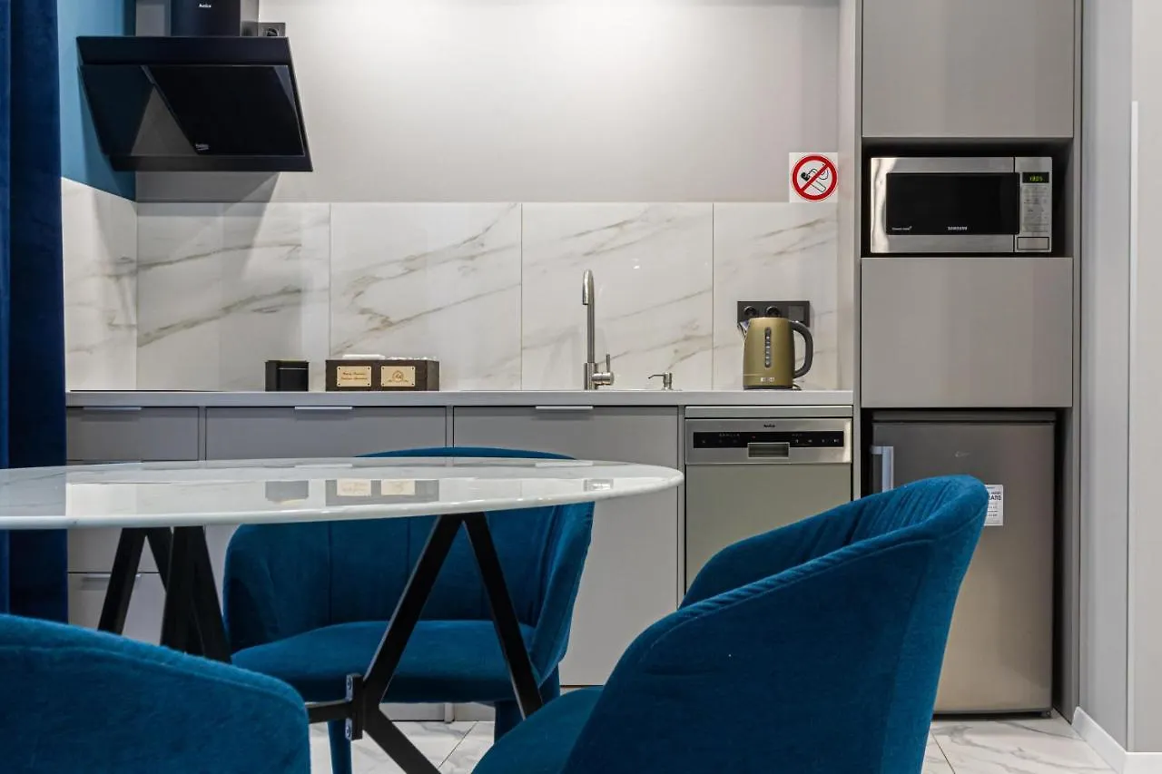 Family Residence Boutique Apartments Львов 0*,