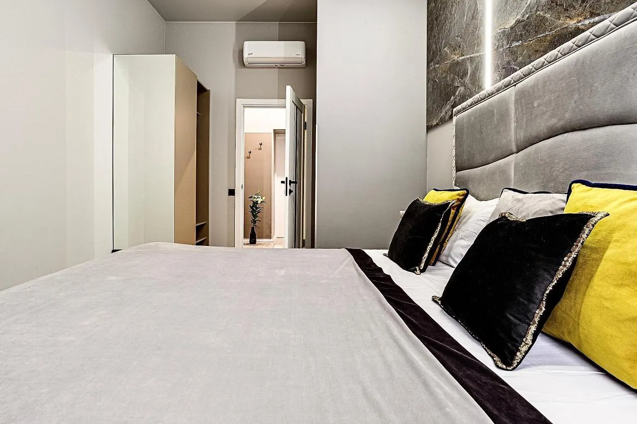 Апарт-отель Family Residence Boutique Apartments Львов